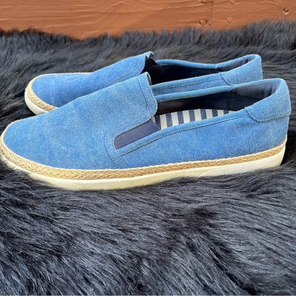 Vionic “Rae” Slip on Sneakers - Picture 9 of 16